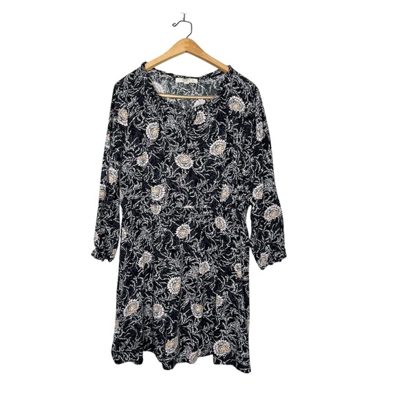 LOFT Dresses & Skirts - Ann Taylor LOFT Floral Print Long Sleeve Mini Dress Plus‎ Size 18